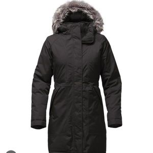 The North Face Women’s Arctic Parka Black W/ Removable Grey Fur Trim Size Small